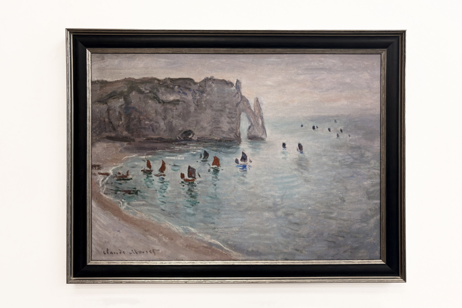 エトルタ、ポルトダヴァル：港を出る漁船 - Claude Monet