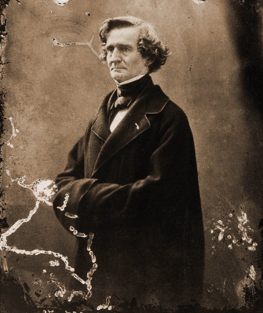 音楽家ヘクトル・ベルリオーズ（1803-1869）の肖像（写真
