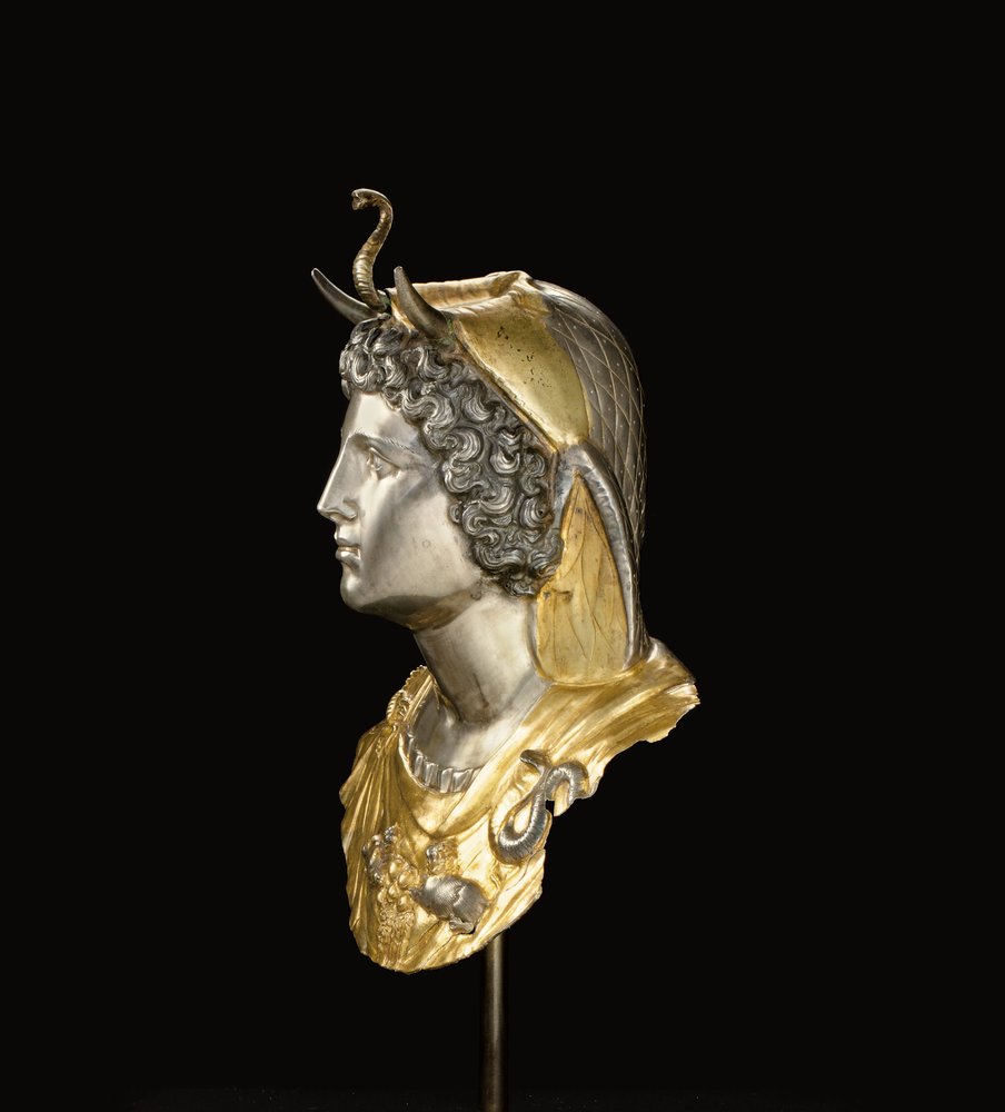 クレオパトラ　塑像　美術品 ベッドに横たわるエジプト女王クレオパトラの像 ラウンジ 金箔