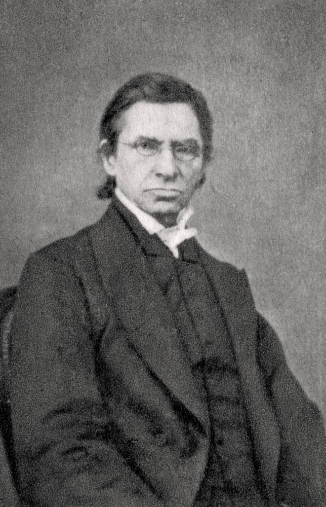 フランスの哲学者で辞書編集者のエミールリトレ、1869年