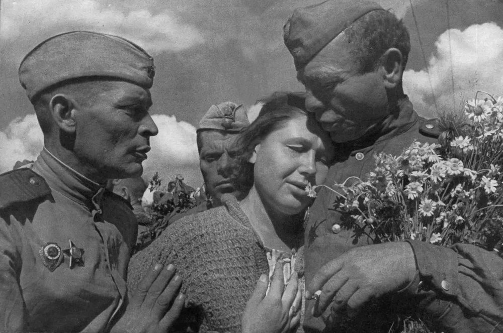 戦勝記念日、第二次世界大戦、ソ連、1945