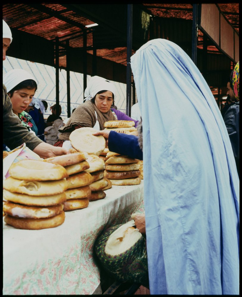 パンマーケット（写真 作： 不明