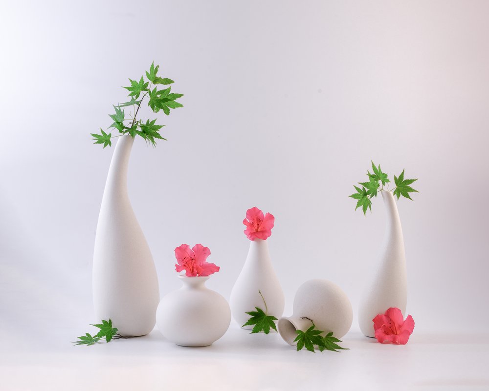 優雅な花の静物画 作： 