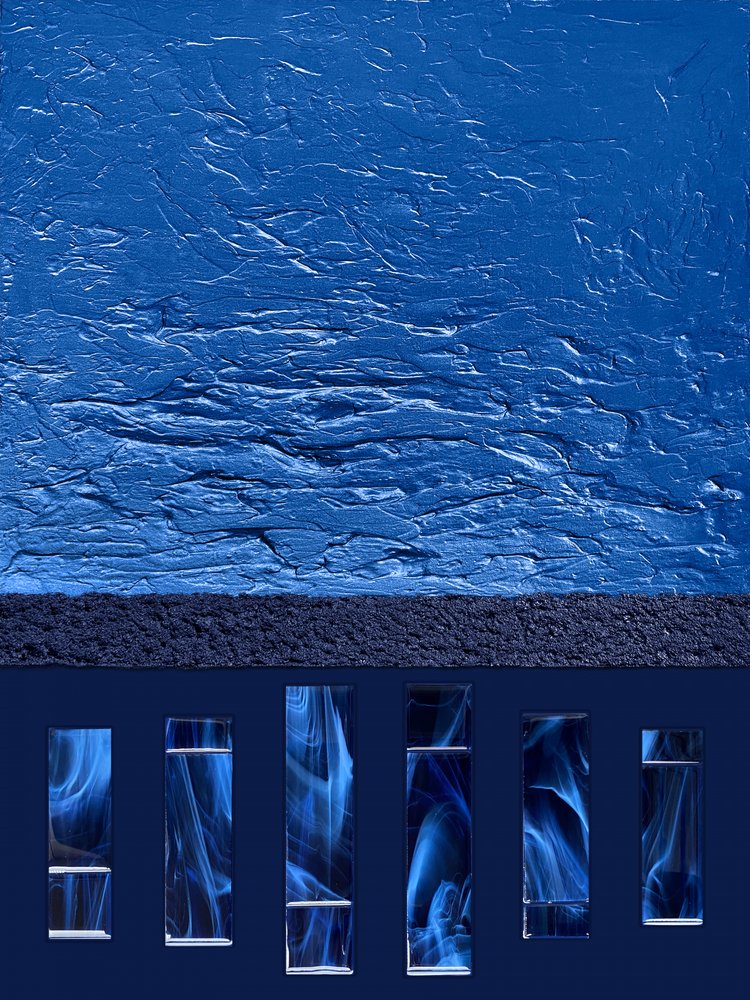 抽象的な青い煙の流れ 作： 