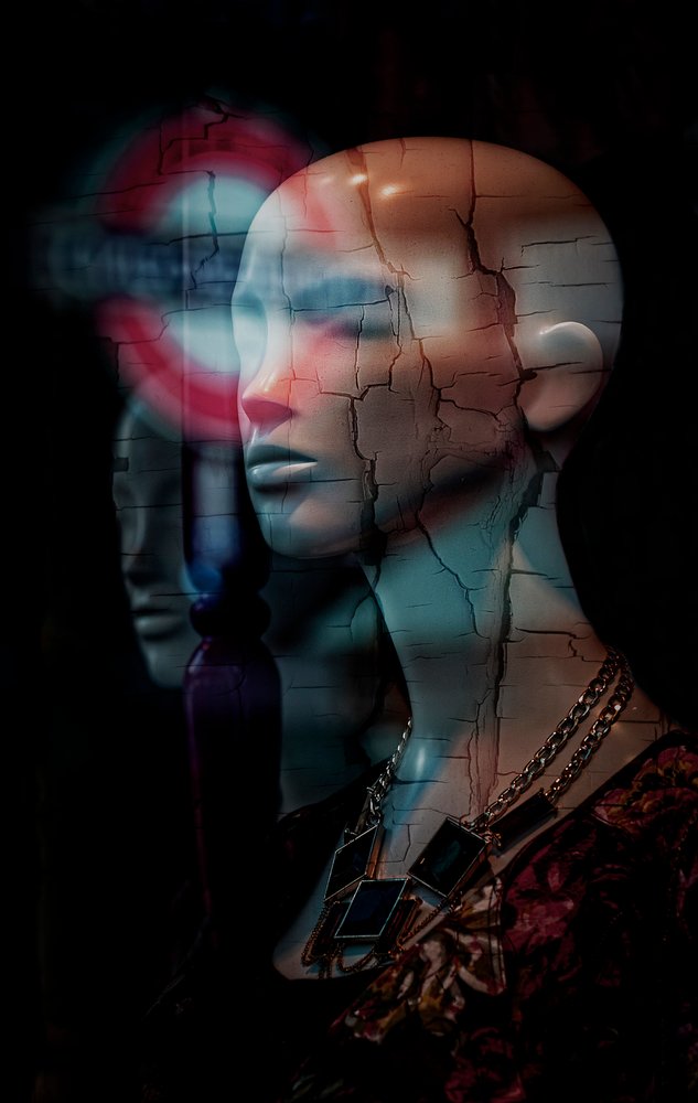  作： 