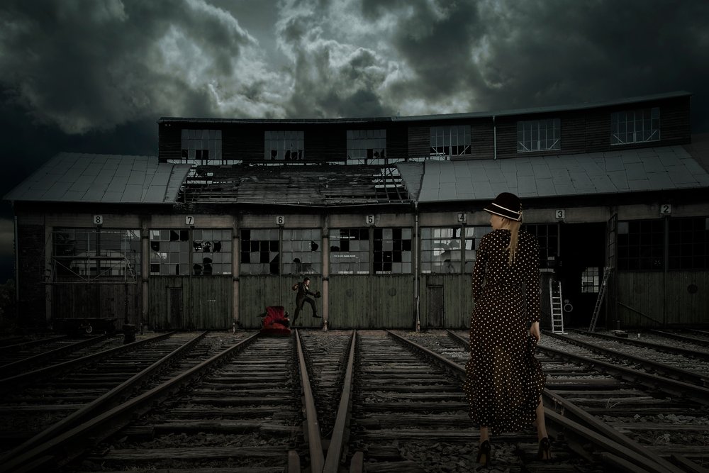  作： 