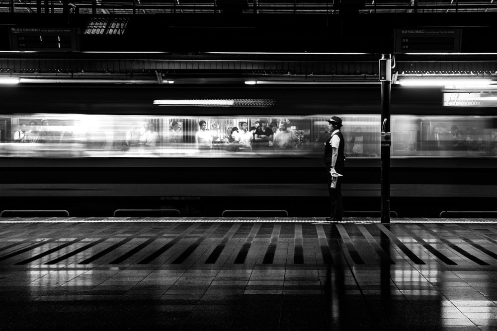 都市鉄道の運行 作： 