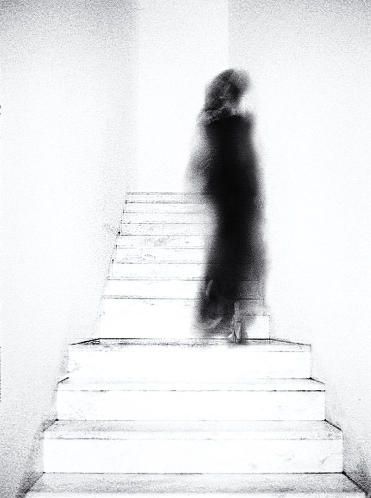  作： 