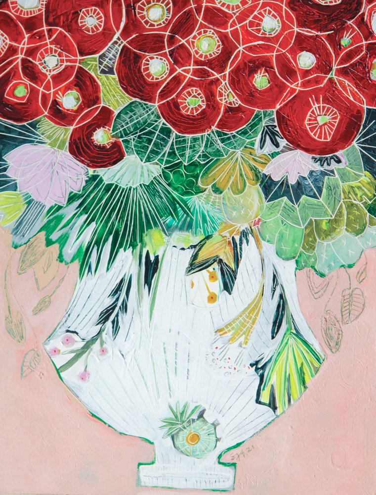 鮮やかな花柄の花瓶 作： 