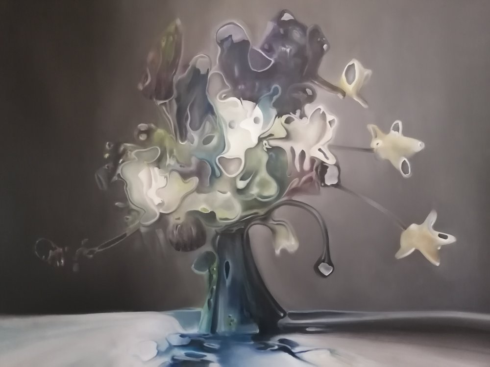流動的な抽象花 作： 