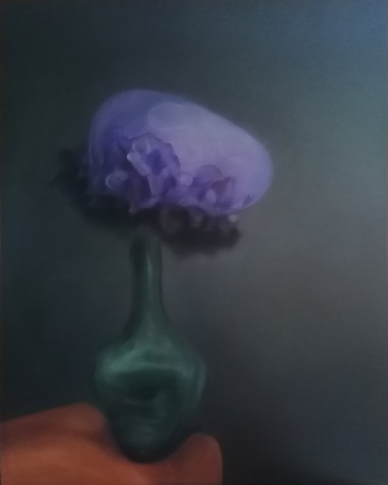 神秘的な紫の花 作： 