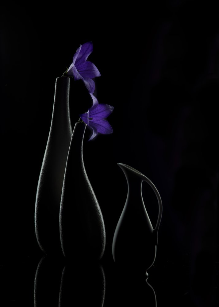  作： 