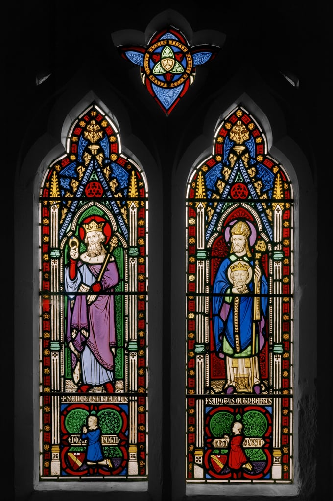 エドワードコンフェッサーと聖カスバート礼拝堂の窓、1844年頃（ステンドグラス）