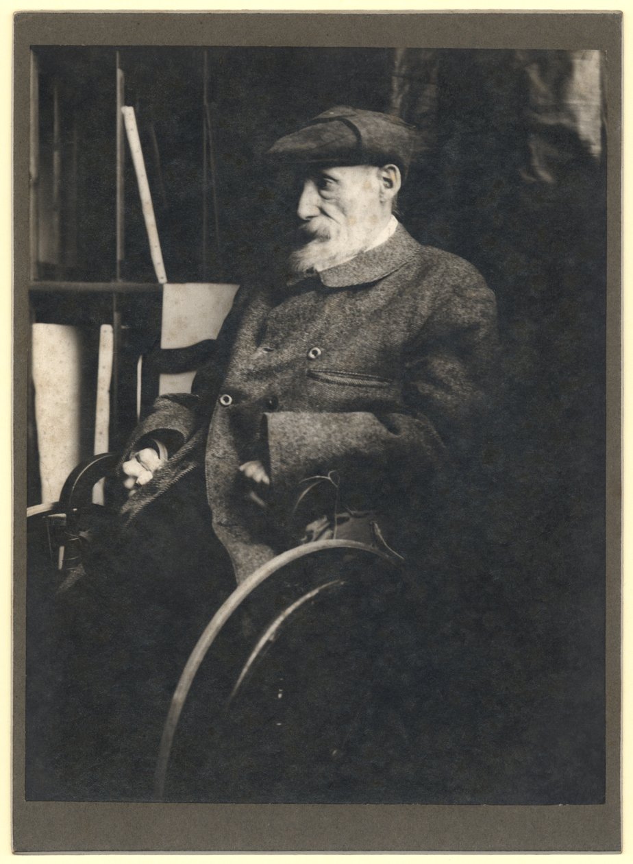車椅子のオーギュスト・ルノワール（1841-1919） 作： フランスの写真家
