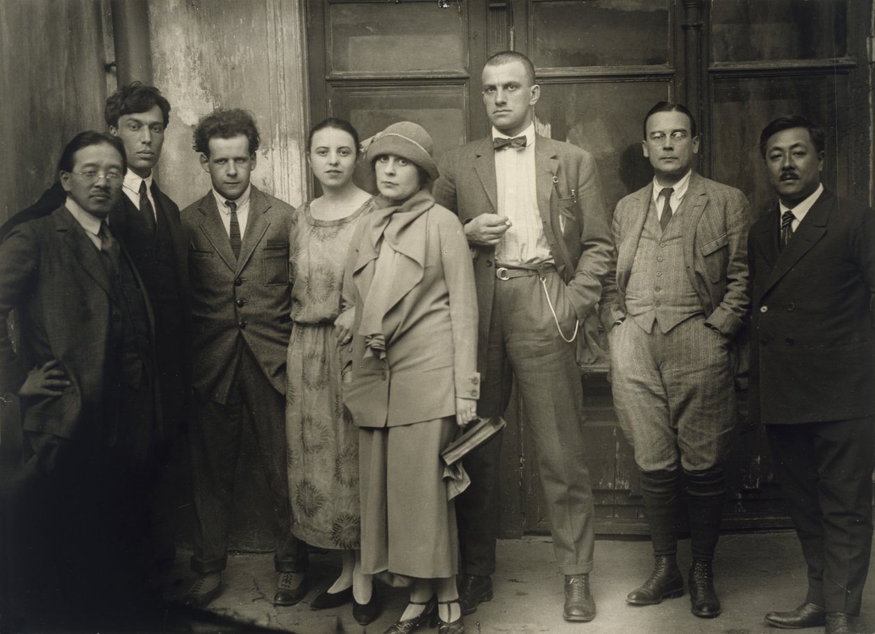 Gruppenporträt (Tamiji Najito, Boris Pasternak, Sergei Eisenstein, Olga Trejakova, Lili Brik, Vladimir Mayakovsky und der sowjetische Diplomat Voznesensky), Moskau, 1924 (Gelatinesilberdruck) von Unknown