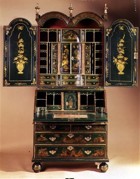 上部が開いた局キャビネット、c.1710（緑の漆） 作： 英語学校
