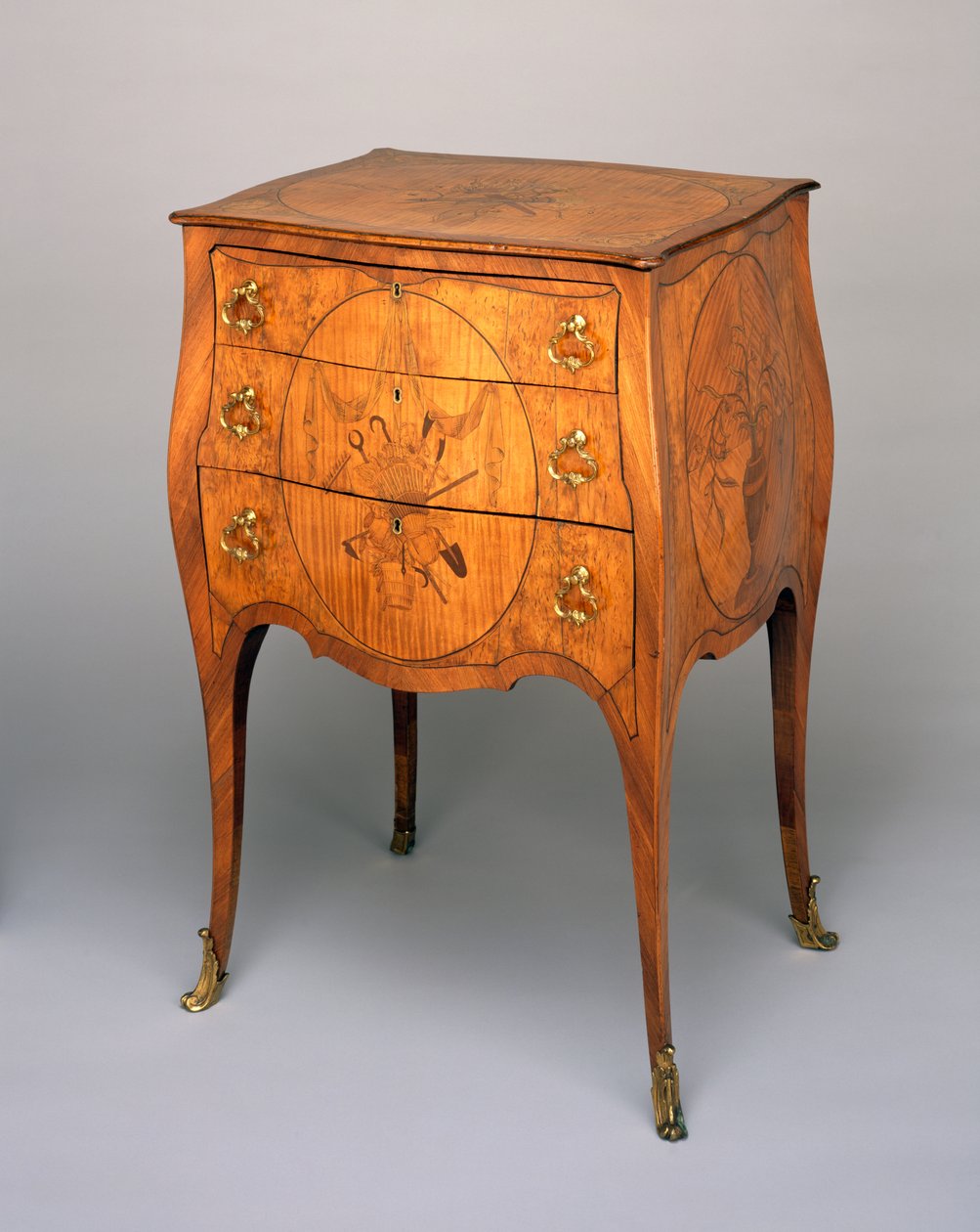 便器、c.1770（マホガニー材、ローズウッド、カラマンダー、オルモル） 作： 英語学校