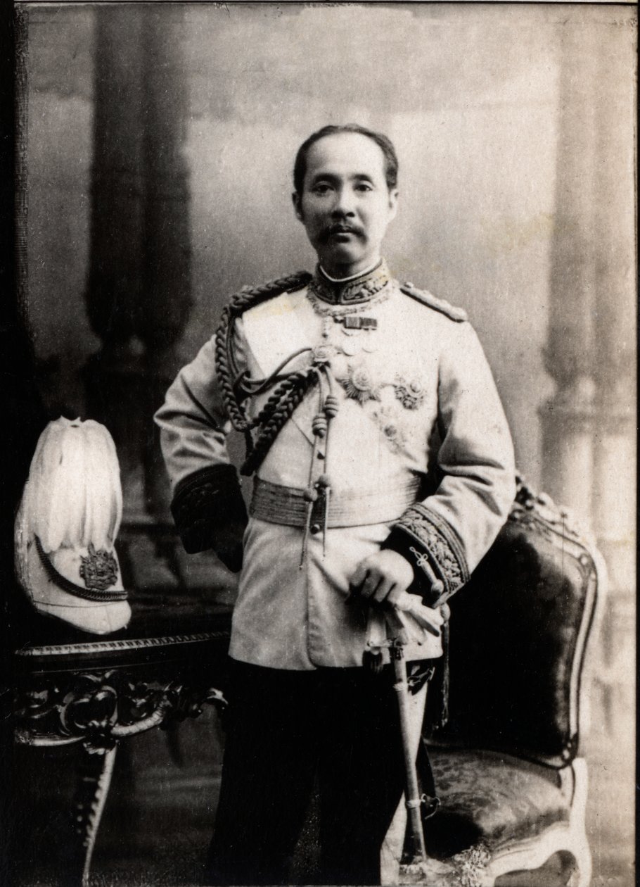チュラロンコン（ラマ5世）（1853-1910）、サイアムキング（タイ）の肖像画。 作： フランスの写真家