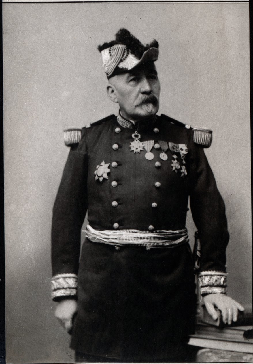 フランスの将軍、ジャックシャルルデュシェヌ（1837-1918）の肖像。 作： フランスの写真家