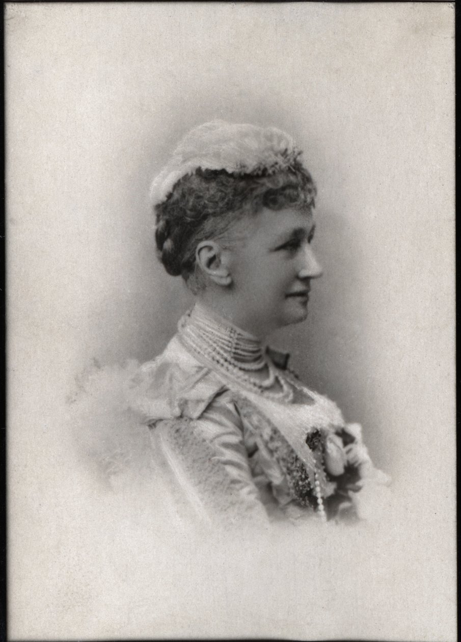 デンマークの女王の配偶者、スウェーデンのルイーズ（1851-1926）の肖像。 作： フランスの写真家