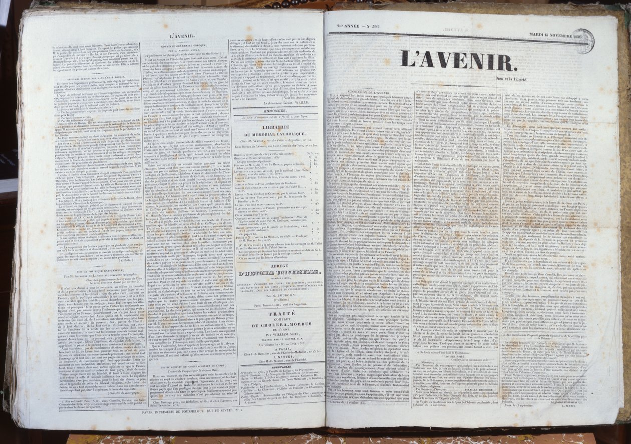 1830年11月16日、ジャーナルLAvenirの最終号（印刷された紙） 作： フランス語学校