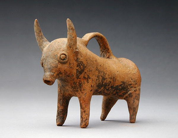 丑の字型壺 紀元前1575～1400年頃（陶製） 作： 時代のブロンズ