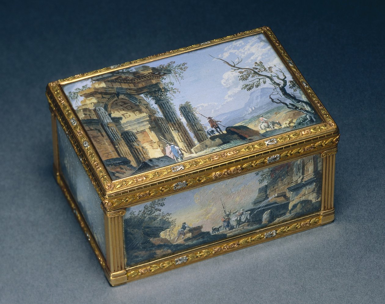 長方形の箱、1840-50年頃 作： アレクサンドル・ルフェール