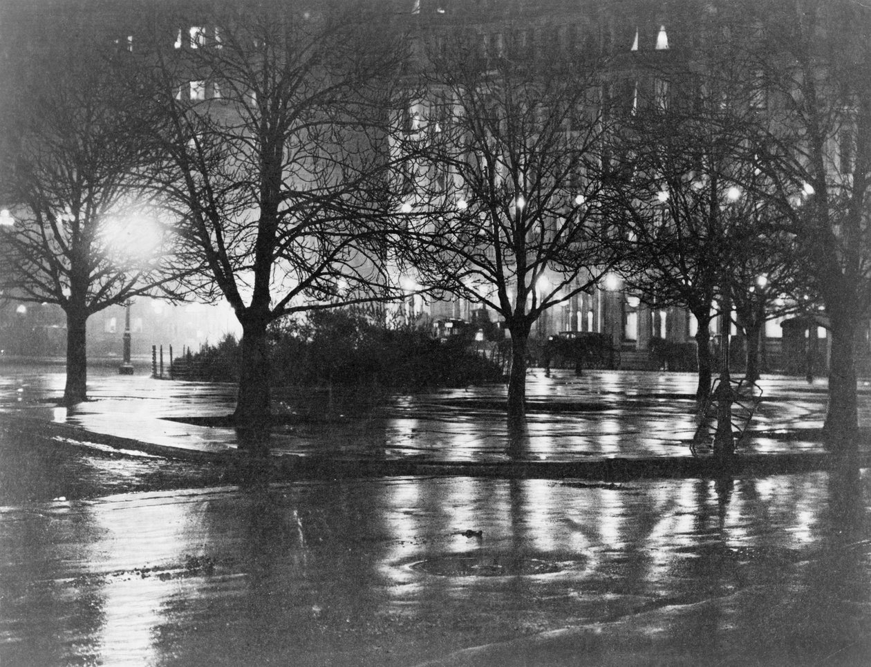 反射、夜、ニューヨーク、1898年頃（グラビア） 作： アルフレッド・スティグリッツ