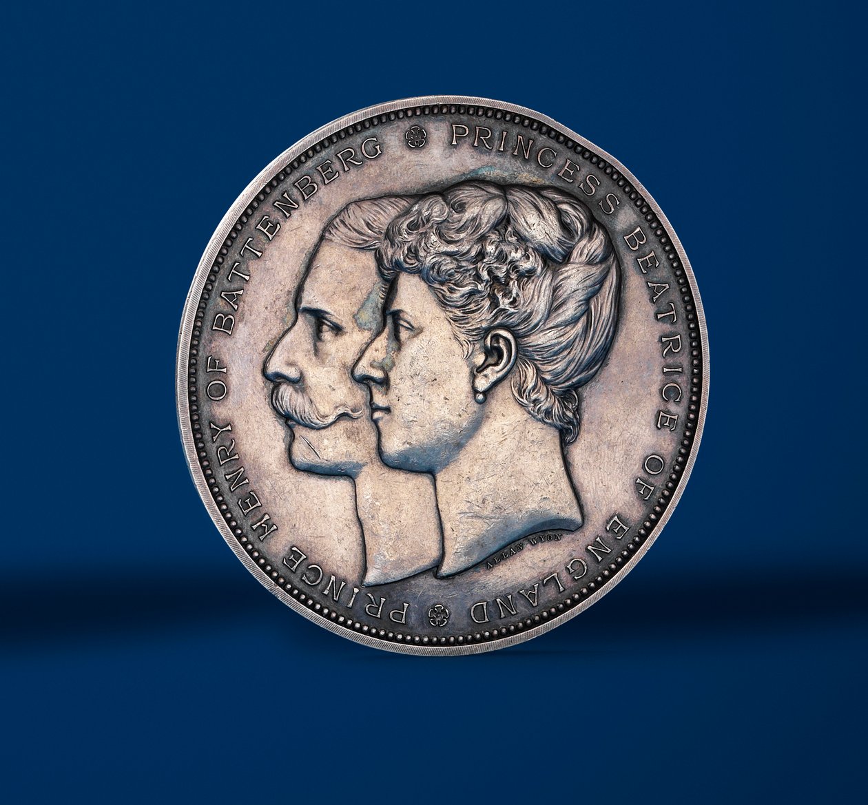 ベアトリス王女とバッテンベルクのヘンリー王子の結婚を記念したメダル、1885年（銀色）（419675の表側） 作： アルフレッドとヴィヨン、ジョセフ・シェファード・ヴィヨン