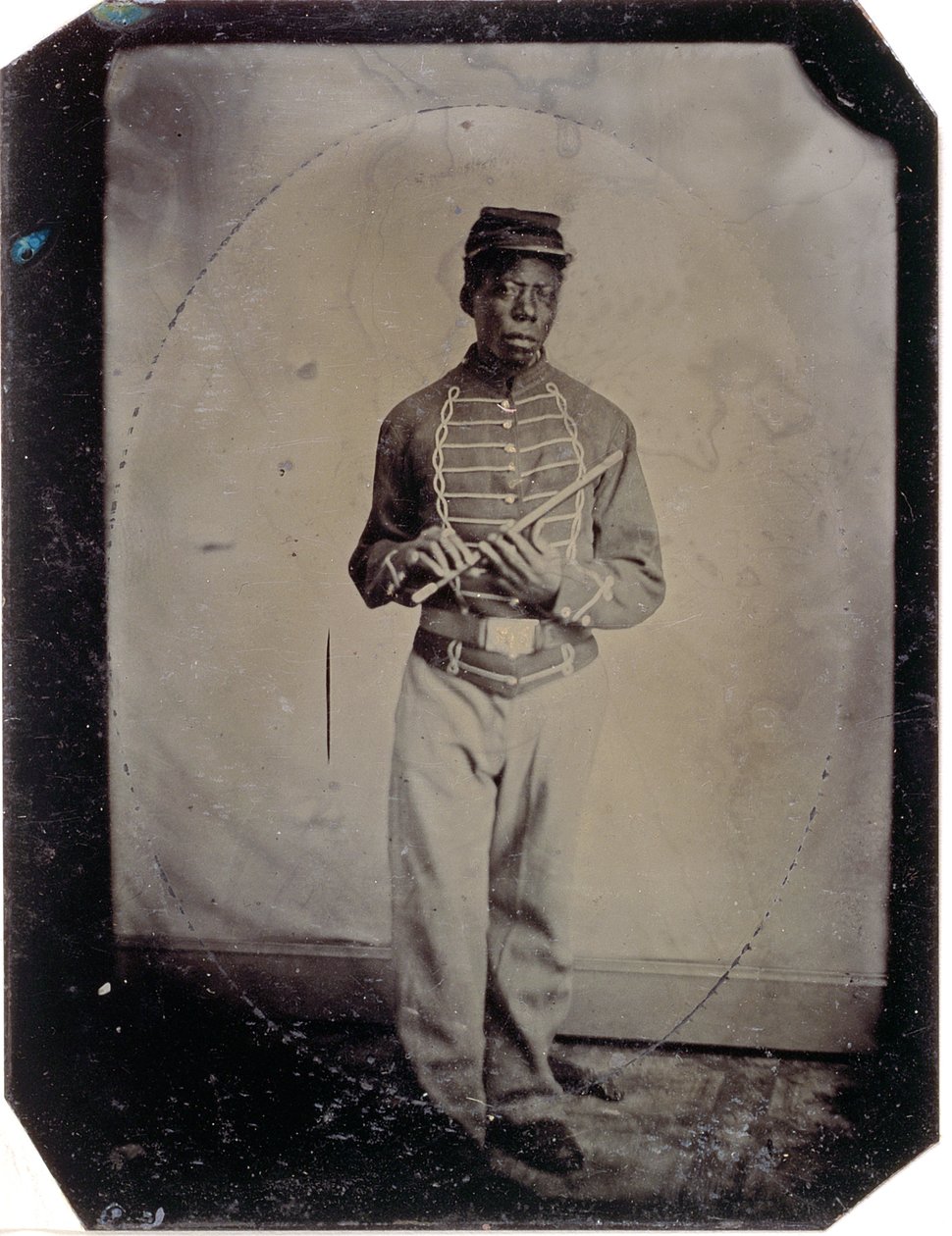プライベートジョングーズベリー、E社、第54歩兵連隊、1865年頃（tintype写真） 作： アメリカの写真家