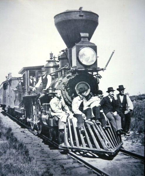 シカゴ・ミルウォーキー・セントポール鉄道の労働者たち（1875年頃）（モノクロ写真 作： アメリカの写真家