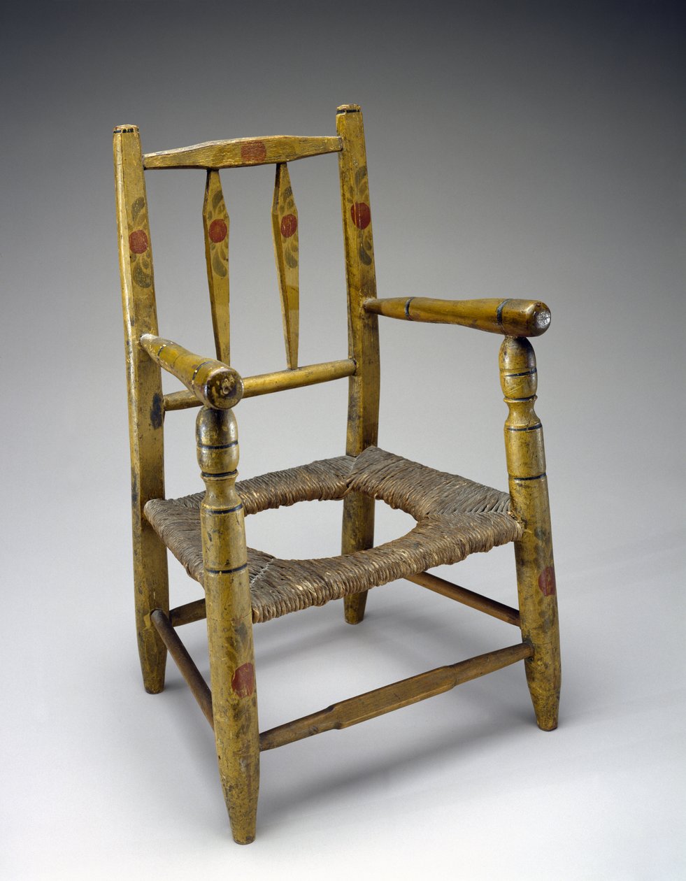 ホールチェア、c。 1800-1850（正体不明の森、ペンキ、ラッシュ） 作： アメリカの学校