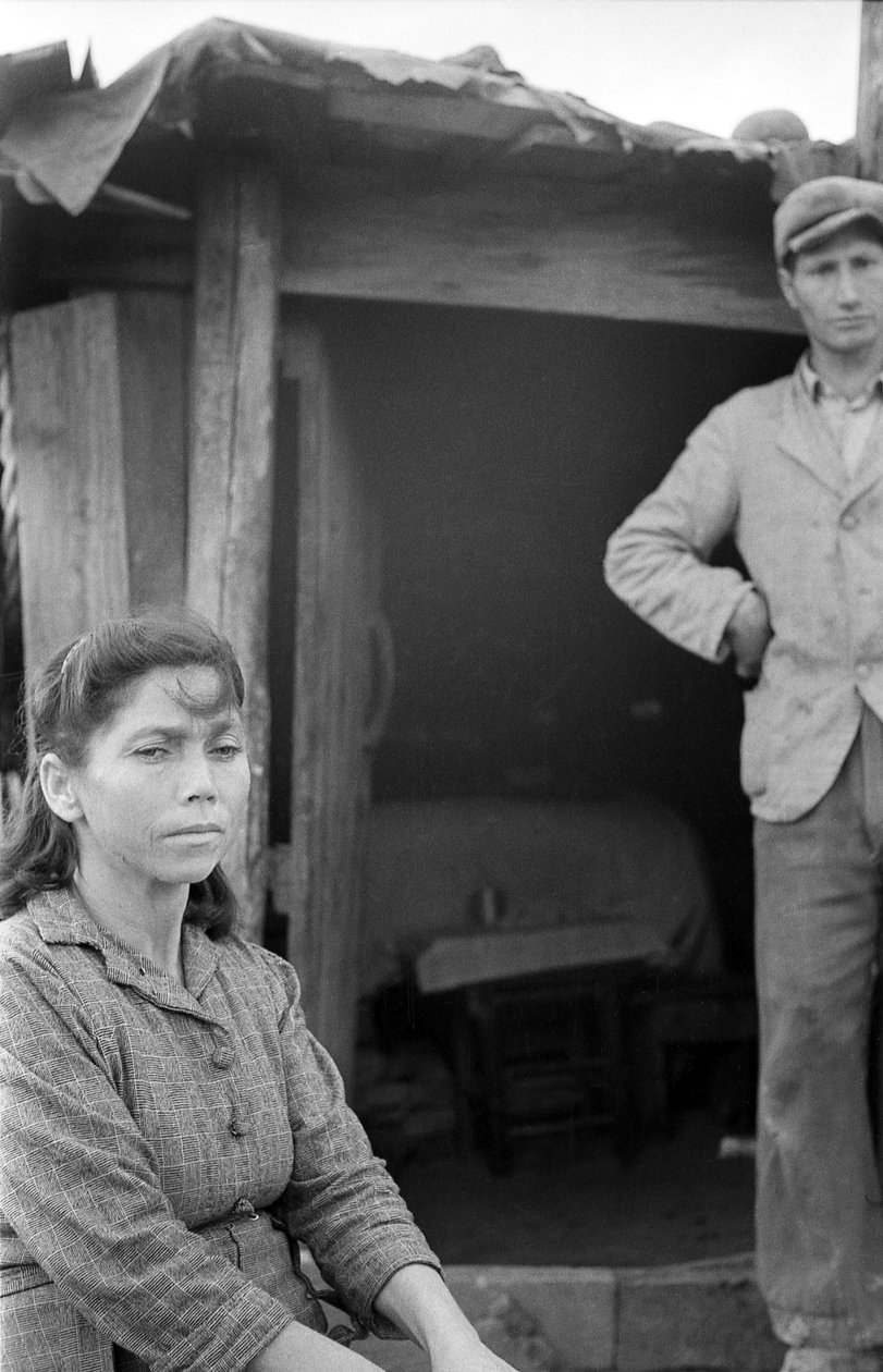 クロトーネの田舎で恥をかかされたカップル 作： 