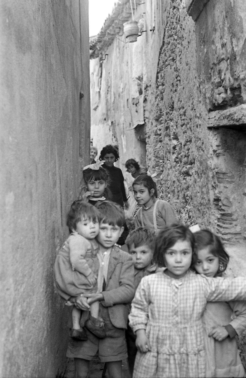 クロトーネ - 集合写真 作： 