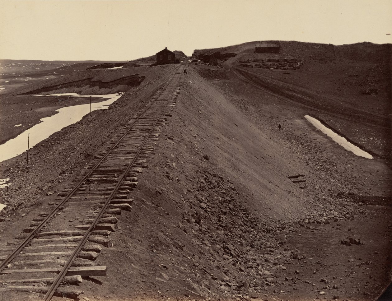 写真2.花崗岩のキヤノン、水槽より、1869年（写真）。 作： アンドリュー・ジョセフ・ラッセル