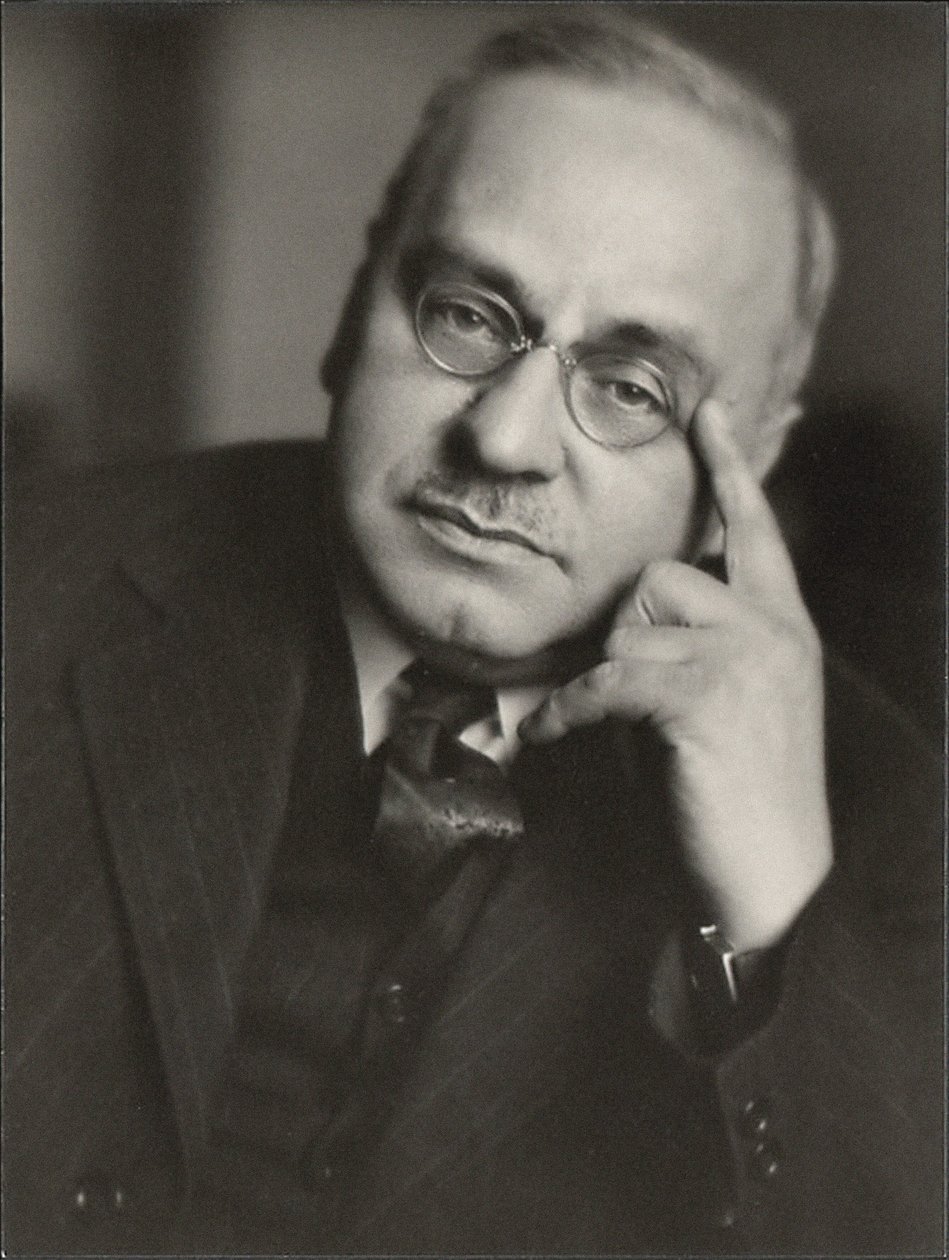 アルフレッド・アドラー（1870-1937）の肖像、匿名。写真