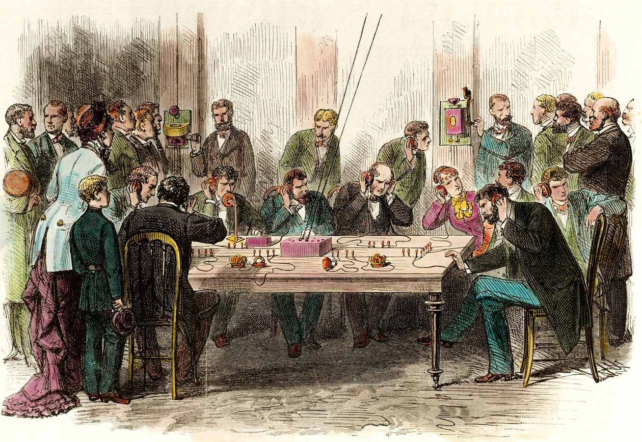 1879年6月09日、パリのサン・ラザール駅（Saint-Lazare）の待合室でのテレフォニー体験。19世紀のエングレーヴィング 個人蔵 作： 匿名匿名