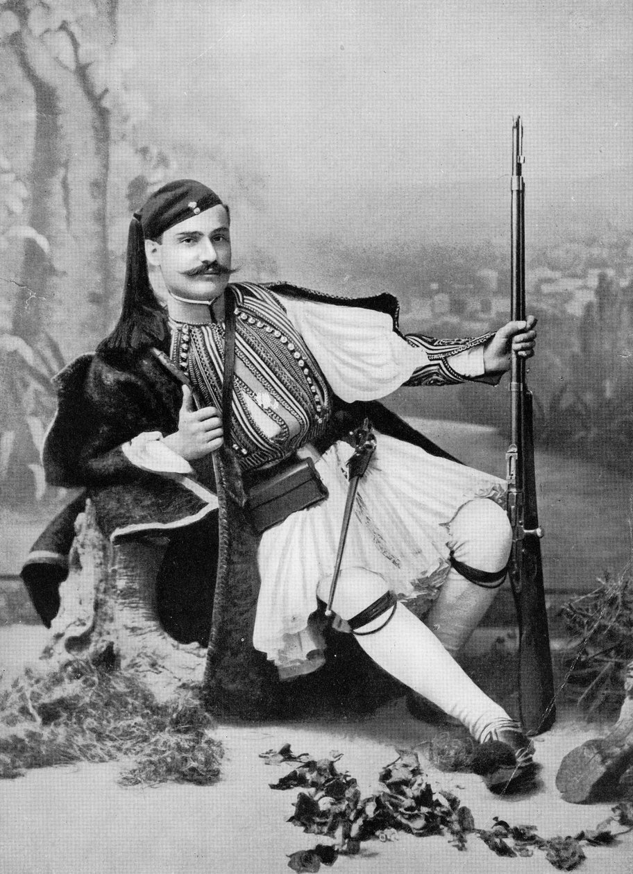19世紀後半のギリシャのEvzone 作： アリストテレス・ロマイデス