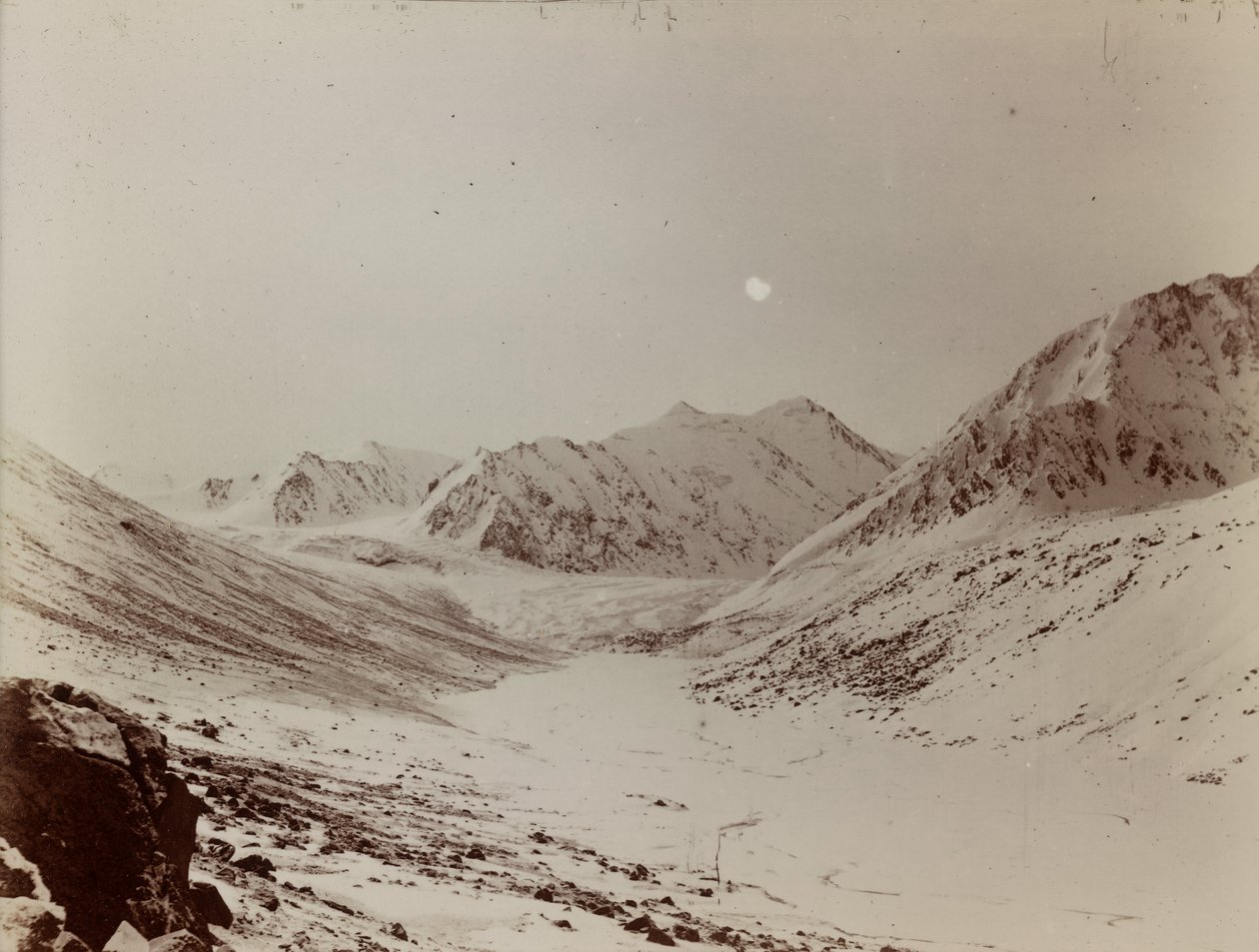 ワフジールからのオクサス源流氷河 作： オーレル・スタイン