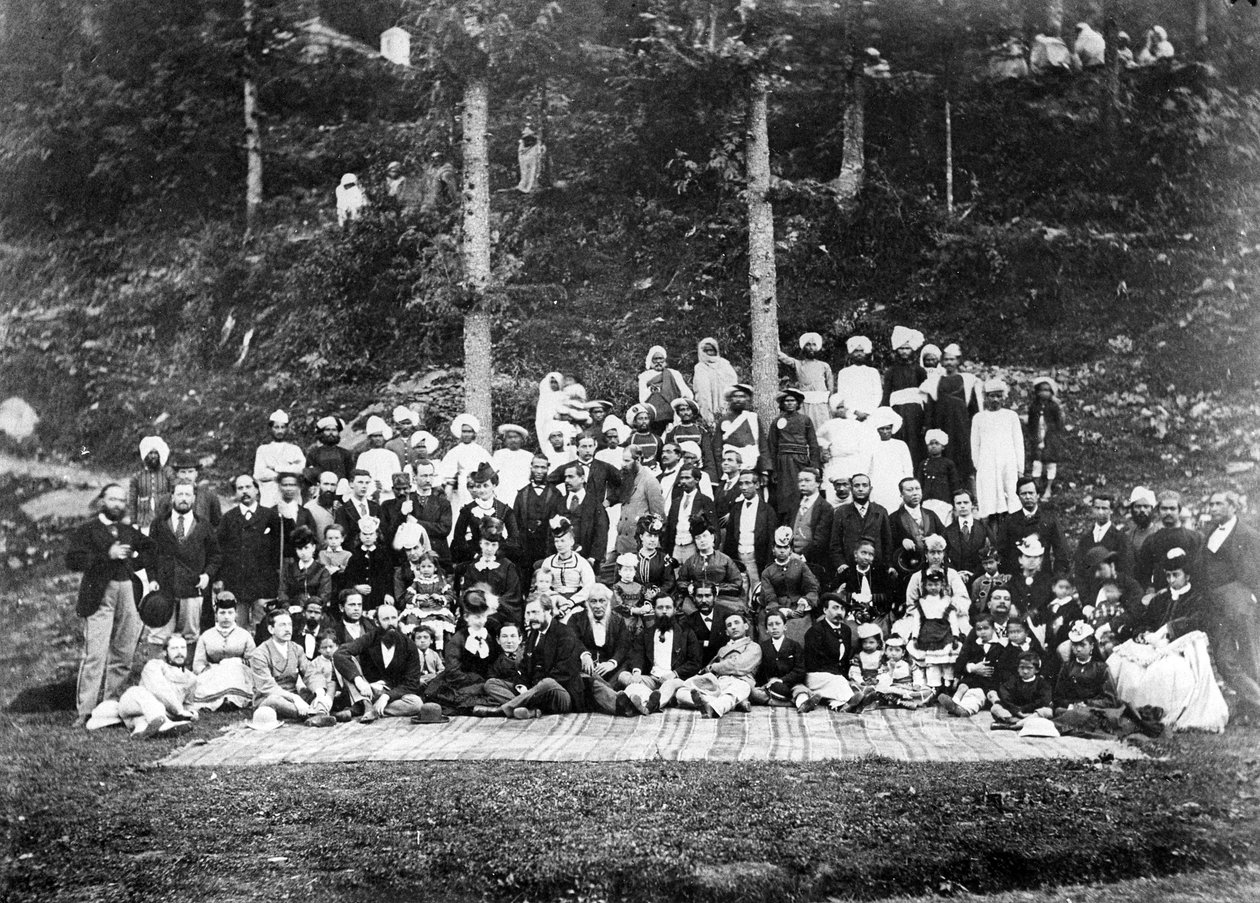 外務省Pic Nic、1871 作： イギリスの写真家