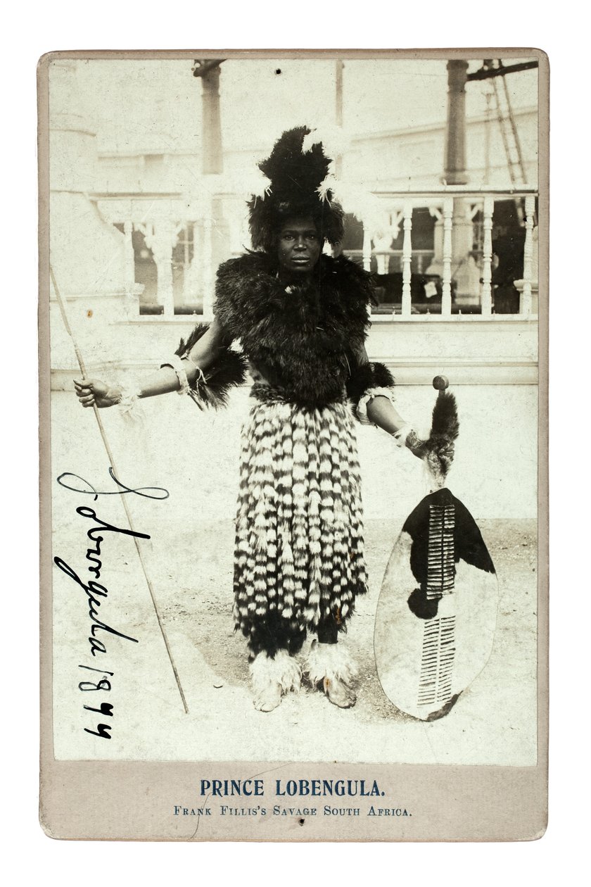 1899年イギリスのロベングラ王子（ゼラチンシルバープリント） 作： イギリスの写真家