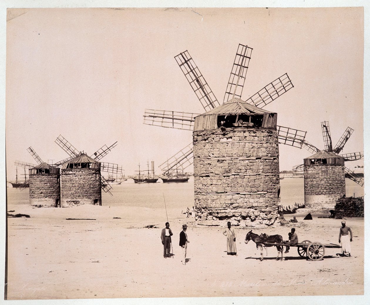 Moulins a Alexandria - Zangali兄弟による写真、19世紀後半 作： ザンガキ兄弟