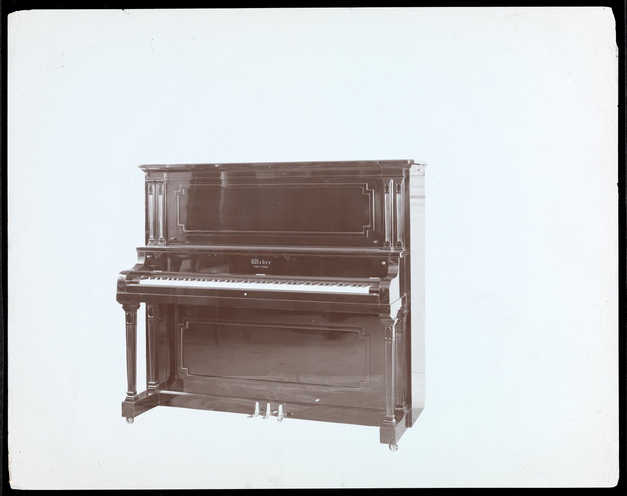 Weber und Co.、ニューヨーク、1910年頃のピアノ（銀ゼラチンプリント） 作： バイロンカンパニー