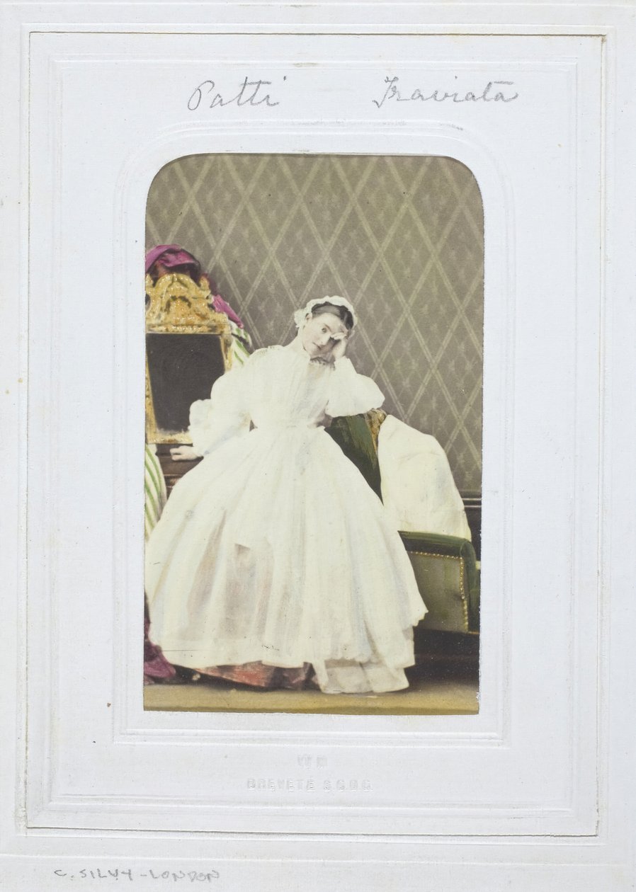 アデリナ・パティ、トラヴィアータ、1860-69。 作： カミーユ・シルビー