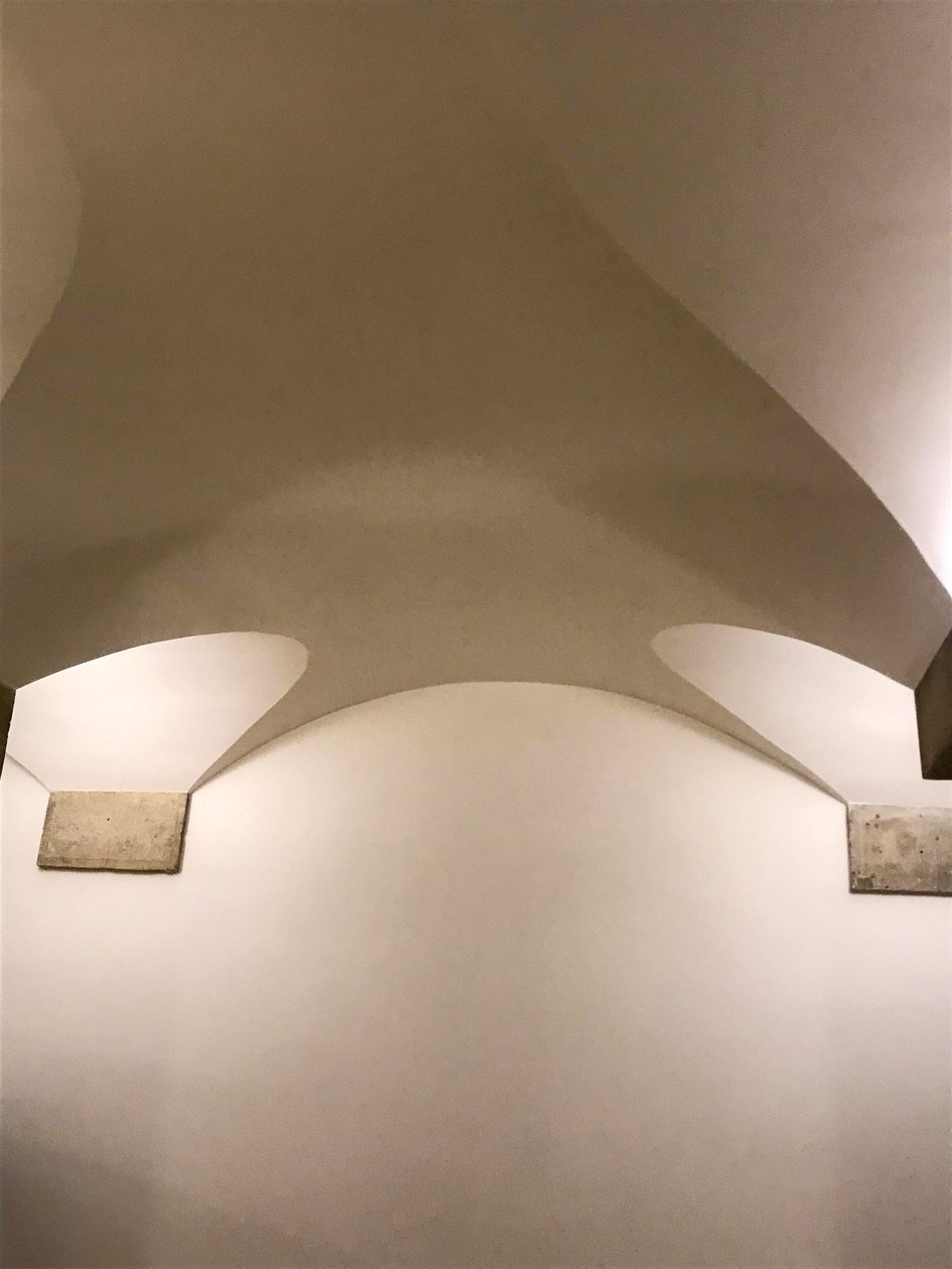 構図 - 建築 - 詳細, 2019（写真） 作： セシル・ジャメット