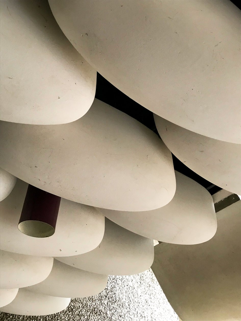構図 - 建築 - 詳細, 2019（写真） 作： セシル・ジャメット
