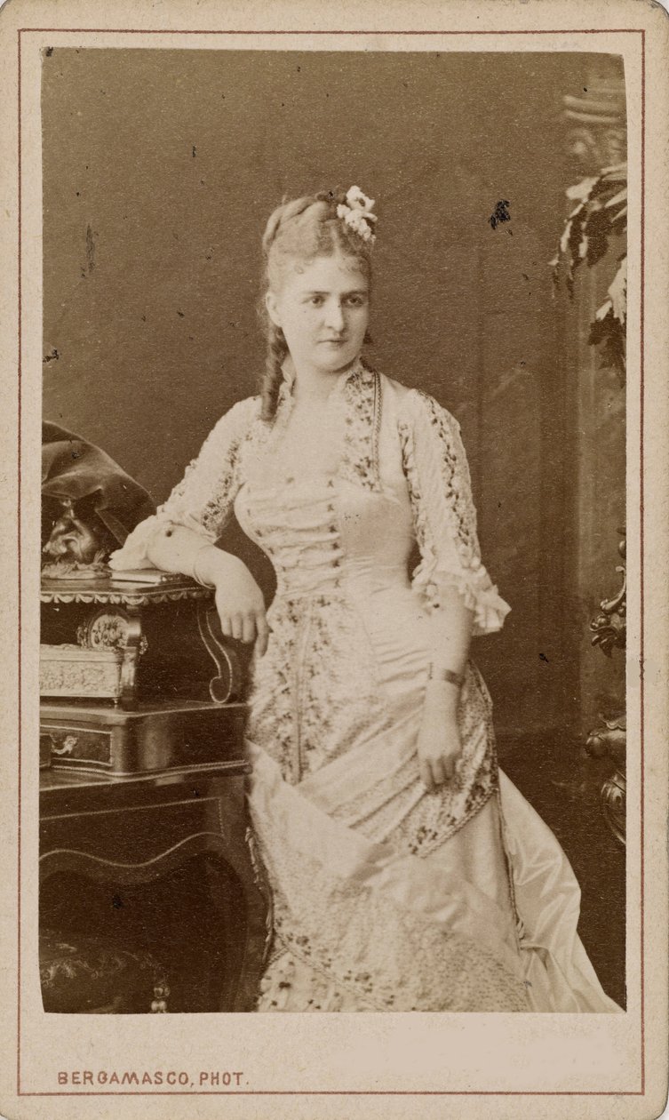 オペラ歌手Caroline Sallaキャロライン・ルイーズ・ド・セプタヴォーの肖像 , 1880年頃 作： チャールズ・ベルガマスコ
