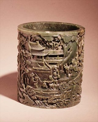 刻まれた丼（ヒスイ） 作： 中国語学校