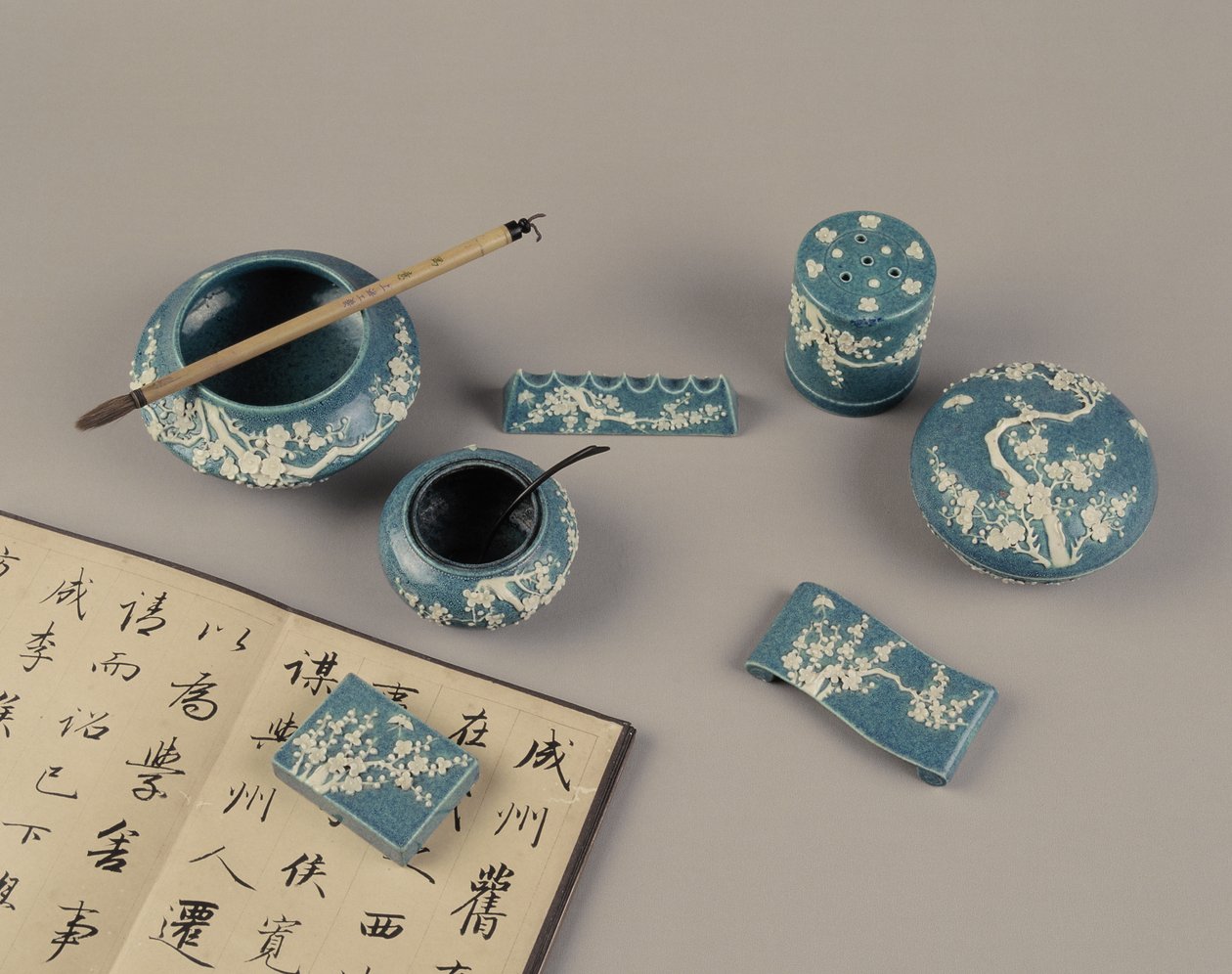 中国書道用ツール（ミクストメディア） 作： 中国語学校
