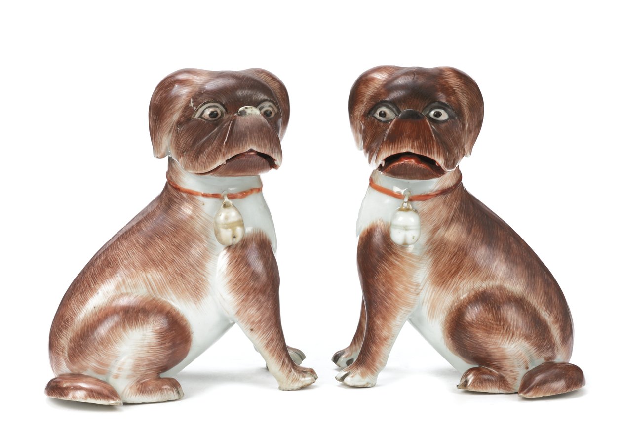 座っているパグ犬、乾隆、1736年から95年の中国の輸出のペア 作： 中国語学校